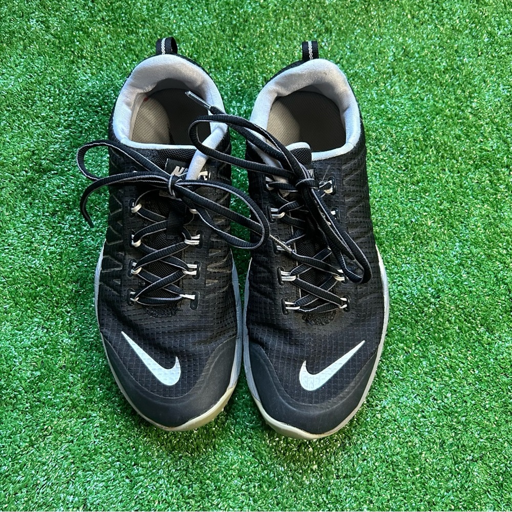 Nike Black Athletic Shoes